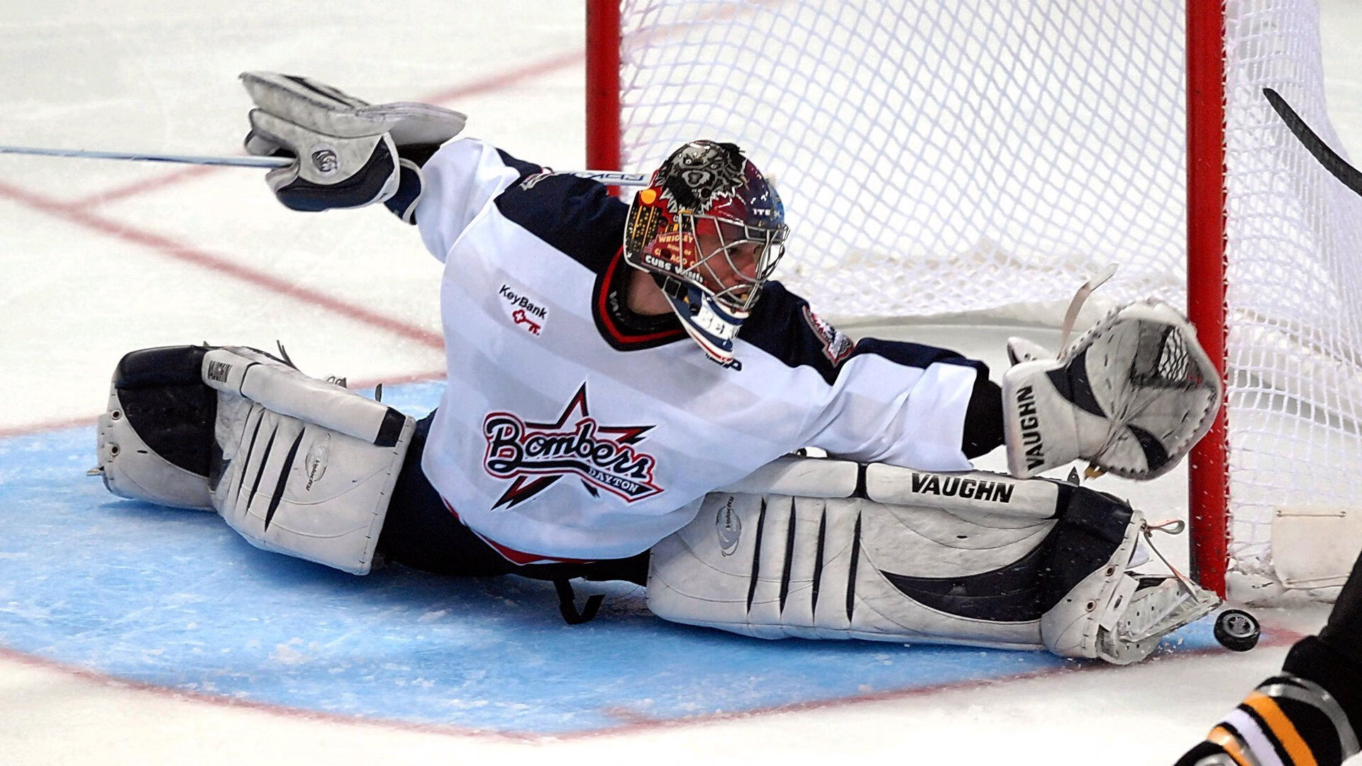 国乒包揽WTT大满贯五冠 马龙樊振东巅峰对决引爆全场