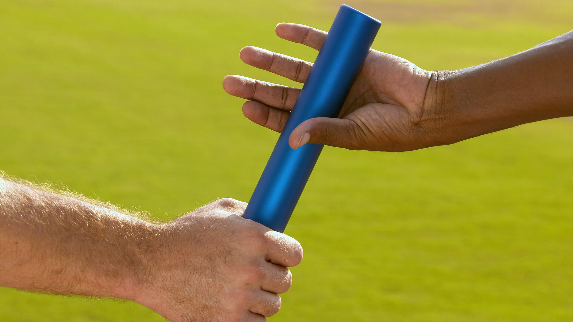 中国乒乓球队包揽世乒赛五冠,马龙、陈梦再创辉煌