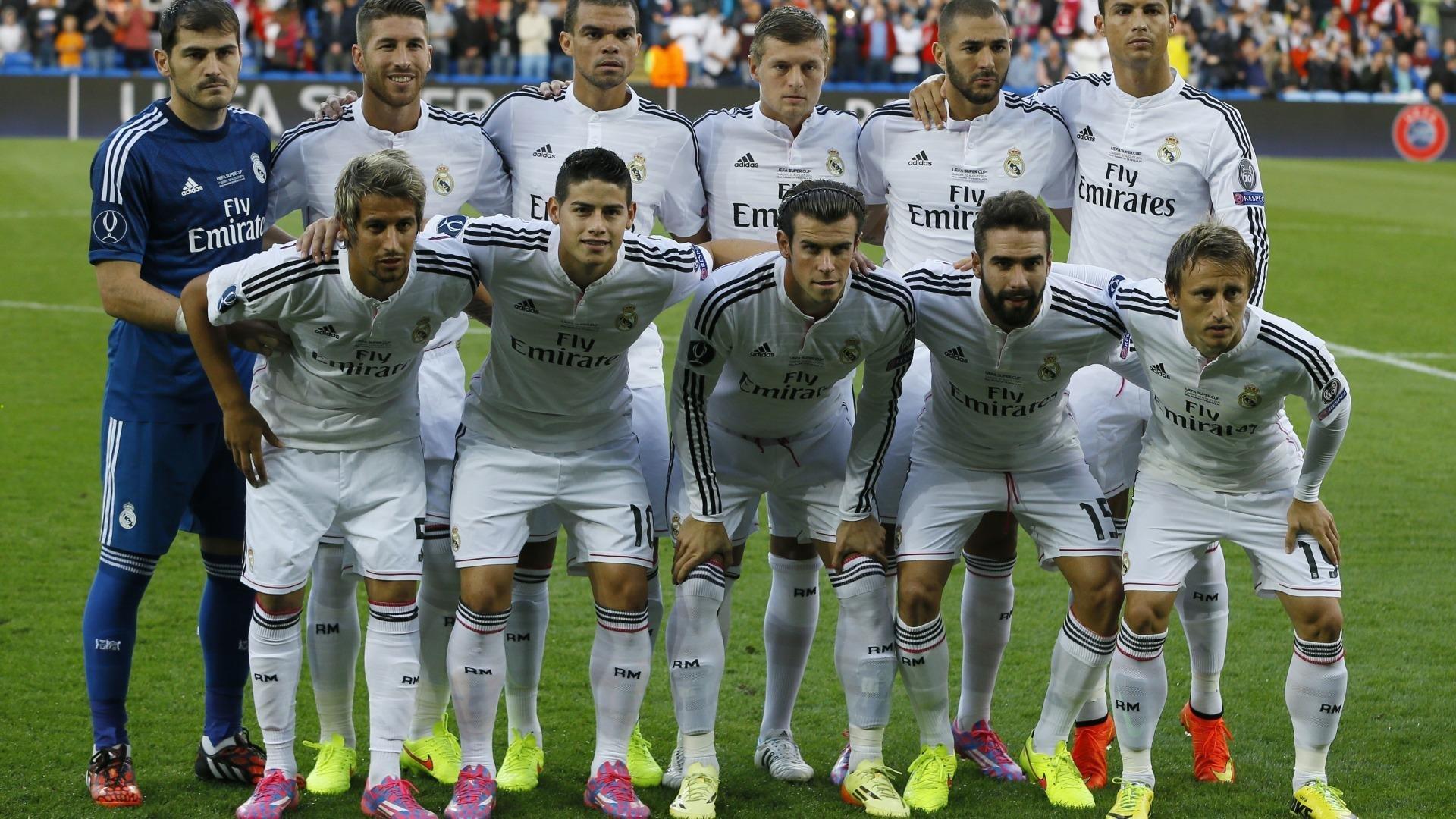 中超联赛激战正酣,争冠保级悬念迭起