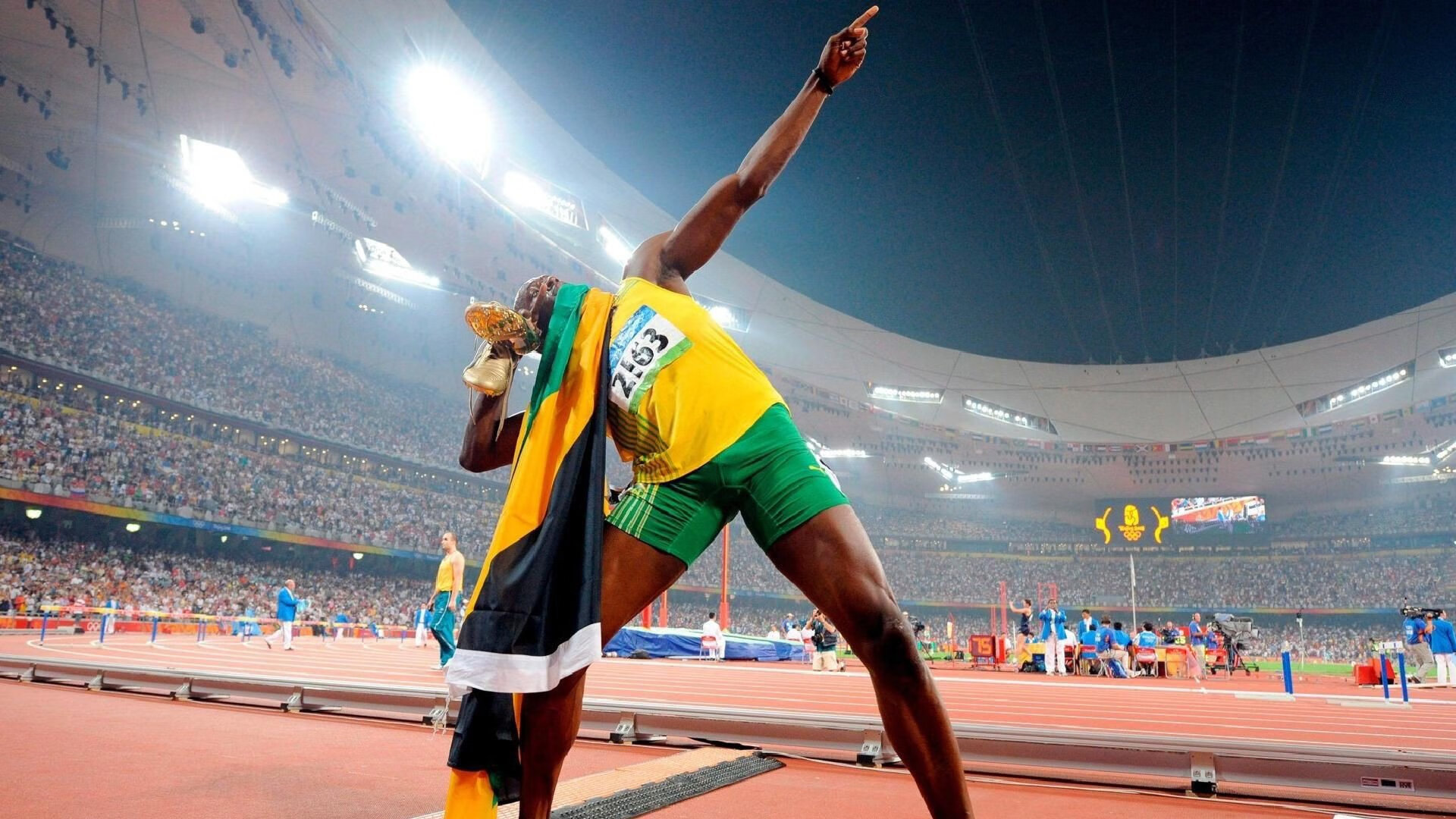 中国冰雪运动蓬勃发展,年轻选手国际赛场崭露头角